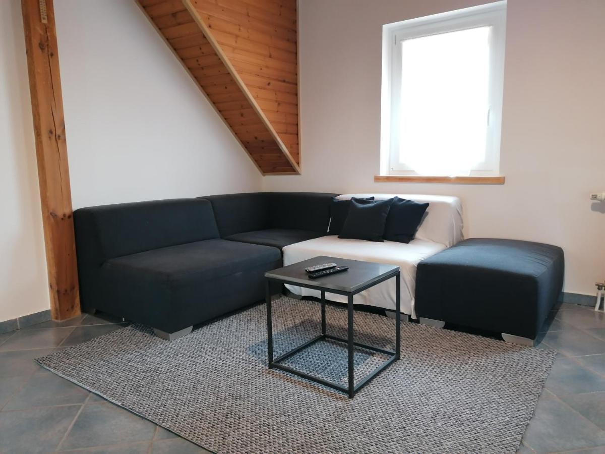 Villa Lili Apartments Balatonkeresztur Bagian luar foto