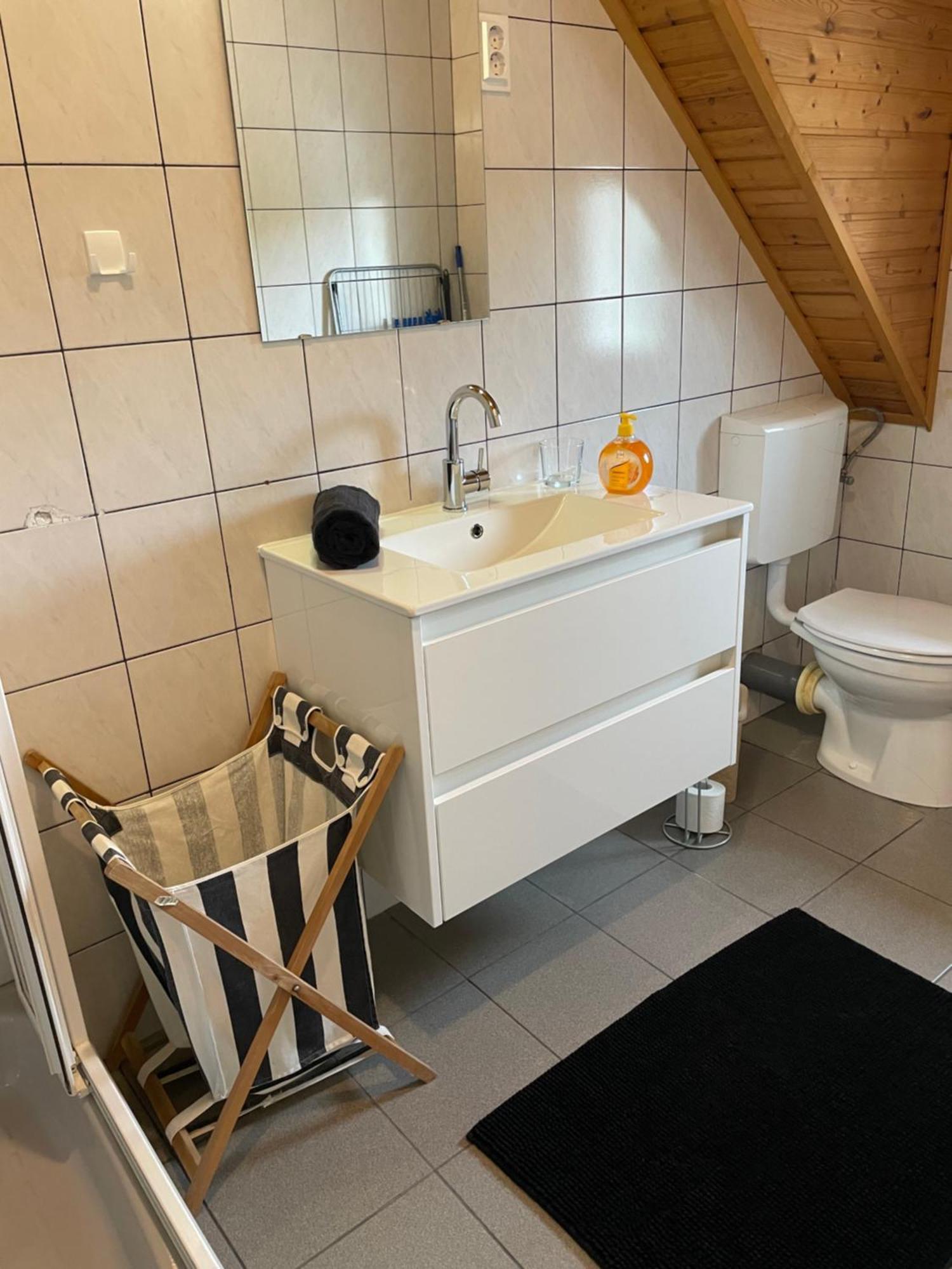 Villa Lili Apartments Balatonkeresztur Bagian luar foto